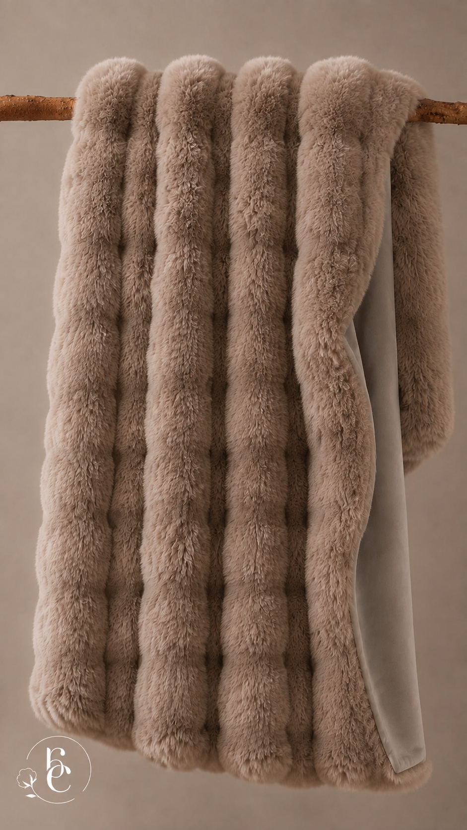 Manta Decorativa Luxury Pelo Alto Tipo Conejo